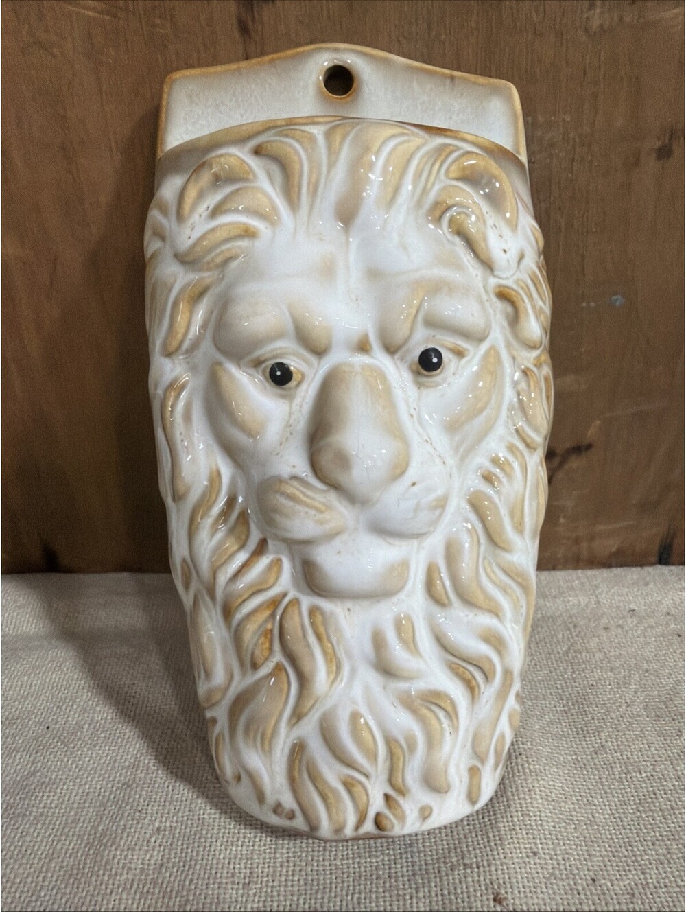 Vintage Lion Head Ceramic Wall Pocket Vase Beige 6.25” Retro MCM Royal Safari